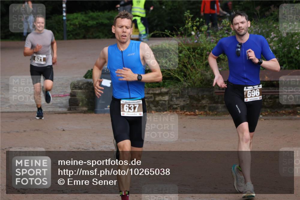13.09.2026 - Stadtparktriathlon Emre Sener http://msf.ph/oto/10265038 13.09.2026 12:01:47 Laufen 621, 1001, 25, 637, 696, 621, 635, 637, 674, 688, 696 meine-sportfotos.de