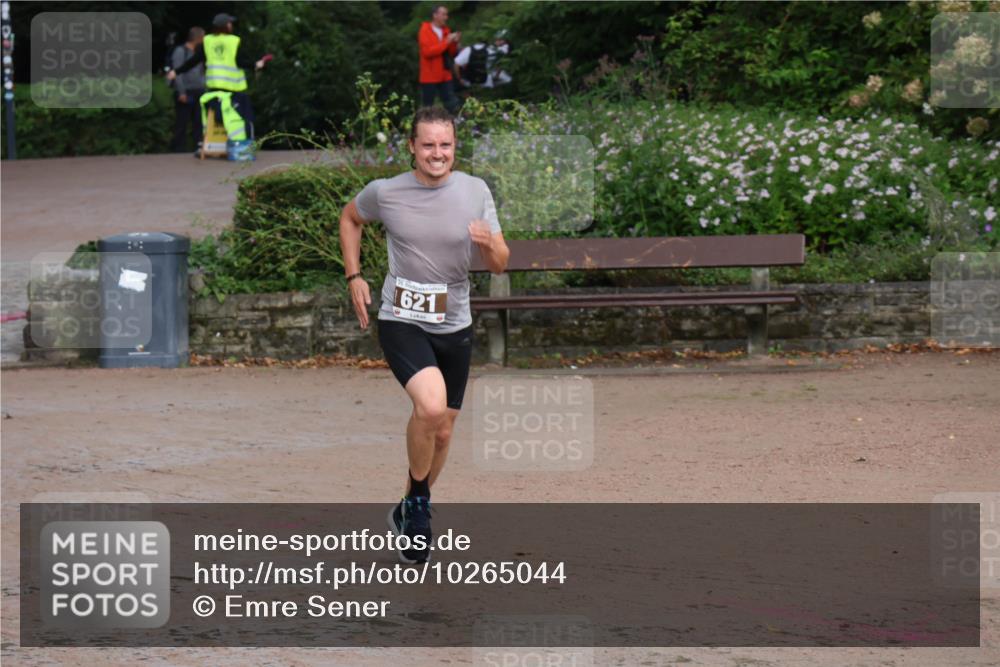 13.09.2026 - Stadtparktriathlon Emre Sener http://msf.ph/oto/10265044 13.09.2026 12:01:50 Laufen 621, 621, 637, 674, 696 meine-sportfotos.de