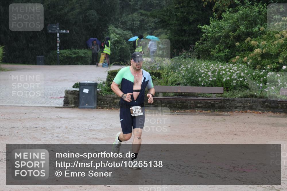 13.09.2026 - Stadtparktriathlon Emre Sener http://msf.ph/oto/10265138 13.09.2026 12:05:05 Laufen 592, 592, 641, 690 meine-sportfotos.de