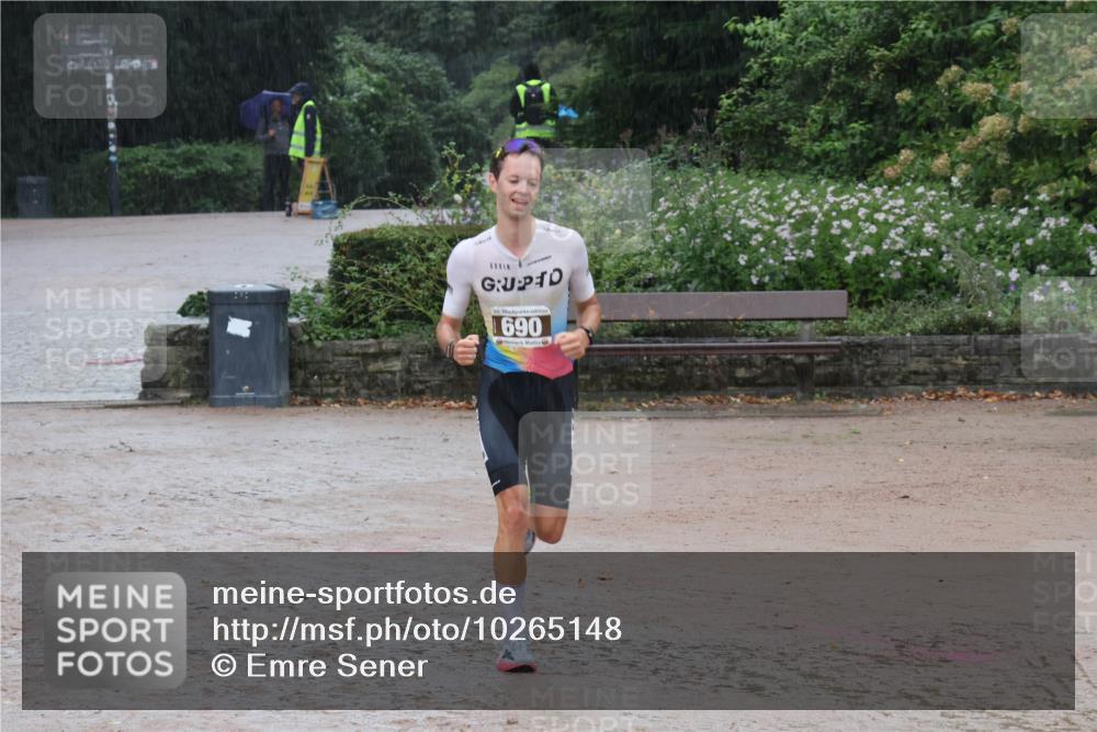 13.09.2026 - Stadtparktriathlon Emre Sener http://msf.ph/oto/10265148 13.09.2026 12:05:21 Laufen 3, 690, 690 meine-sportfotos.de