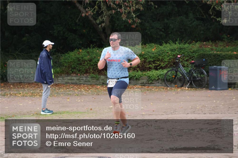 13.09.2026 - Stadtparktriathlon Emre Sener http://msf.ph/oto/10265160 13.09.2026 12:06:51 Laufen 605, 375, 394, 435, 605, 676 meine-sportfotos.de