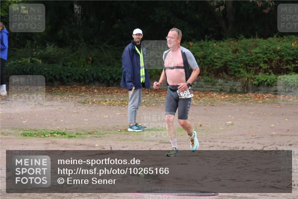 13.09.2026 - Stadtparktriathlon Emre Sener http://msf.ph/oto/10265166 13.09.2026 12:07:47 Laufen 698, 687, 698 meine-sportfotos.de