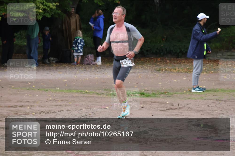 13.09.2026 - Stadtparktriathlon Emre Sener http://msf.ph/oto/10265167 13.09.2026 12:07:48 Laufen 698, 423, 687, 698 meine-sportfotos.de