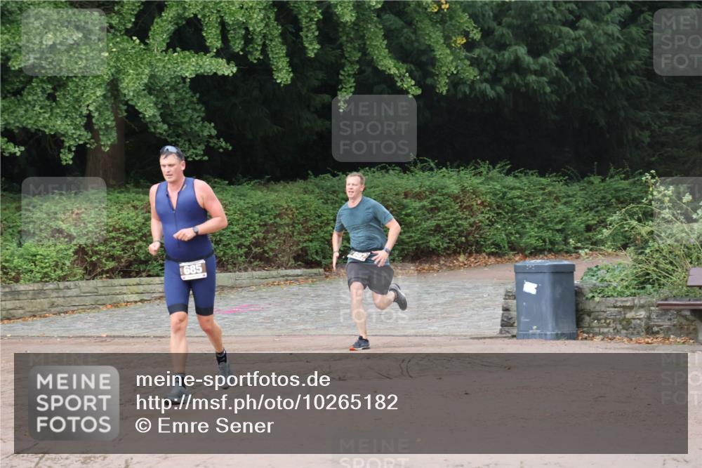 13.09.2026 - Stadtparktriathlon Emre Sener http://msf.ph/oto/10265182 13.09.2026 12:08:11 Laufen 685, 423, 685, 687, 1798 meine-sportfotos.de