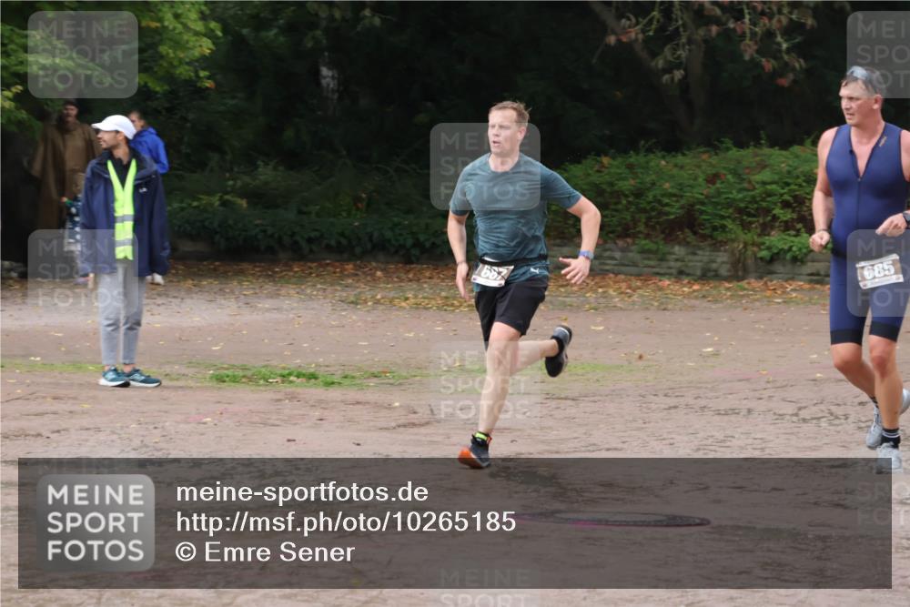 13.09.2026 - Stadtparktriathlon Emre Sener http://msf.ph/oto/10265185 13.09.2026 12:08:15 Laufen 685, 423, 685, 687, 1798 meine-sportfotos.de