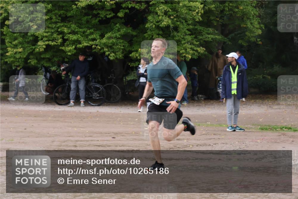 13.09.2026 - Stadtparktriathlon Emre Sener http://msf.ph/oto/10265186 13.09.2026 12:08:16 Laufen 423, 685, 687, 1798 meine-sportfotos.de