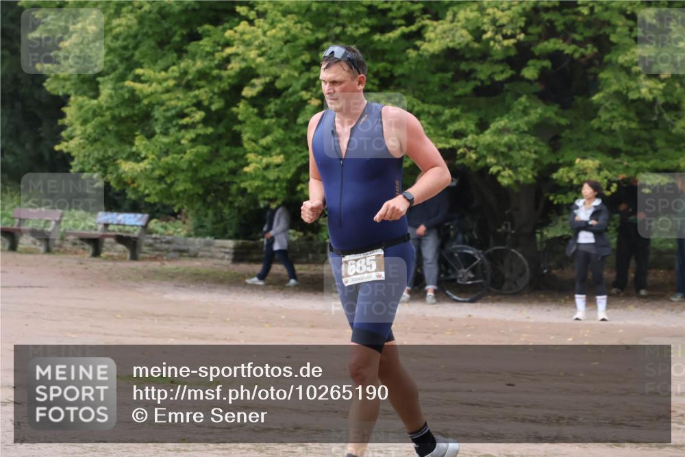 13.09.2026 - Stadtparktriathlon Emre Sener http://msf.ph/oto/10265190 13.09.2026 12:08:19 Laufen 685, 423, 657, 685, 1798 meine-sportfotos.de