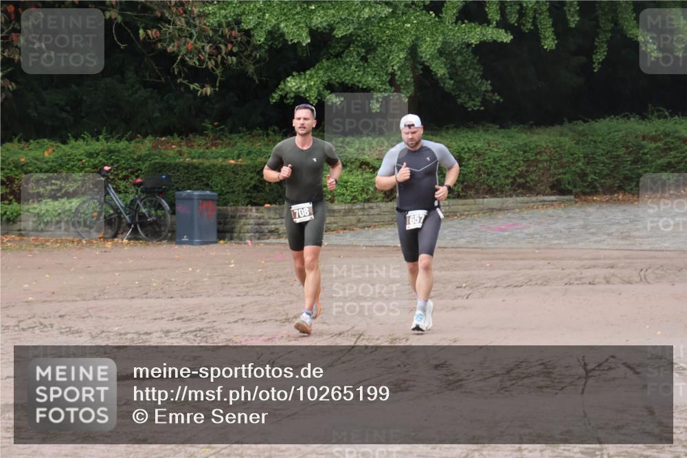 13.09.2026 - Stadtparktriathlon Emre Sener http://msf.ph/oto/10265199 13.09.2026 12:08:36 Laufen 1708, 657, 593, 601, 657, 677, 1798 meine-sportfotos.de