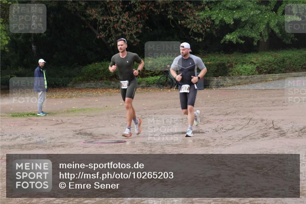 13.09.2026 - Stadtparktriathlon Emre Sener http://msf.ph/oto/10265203 13.09.2026 12:08:39 Laufen 1708, 657, 593, 601, 657, 677, 1798 meine-sportfotos.de