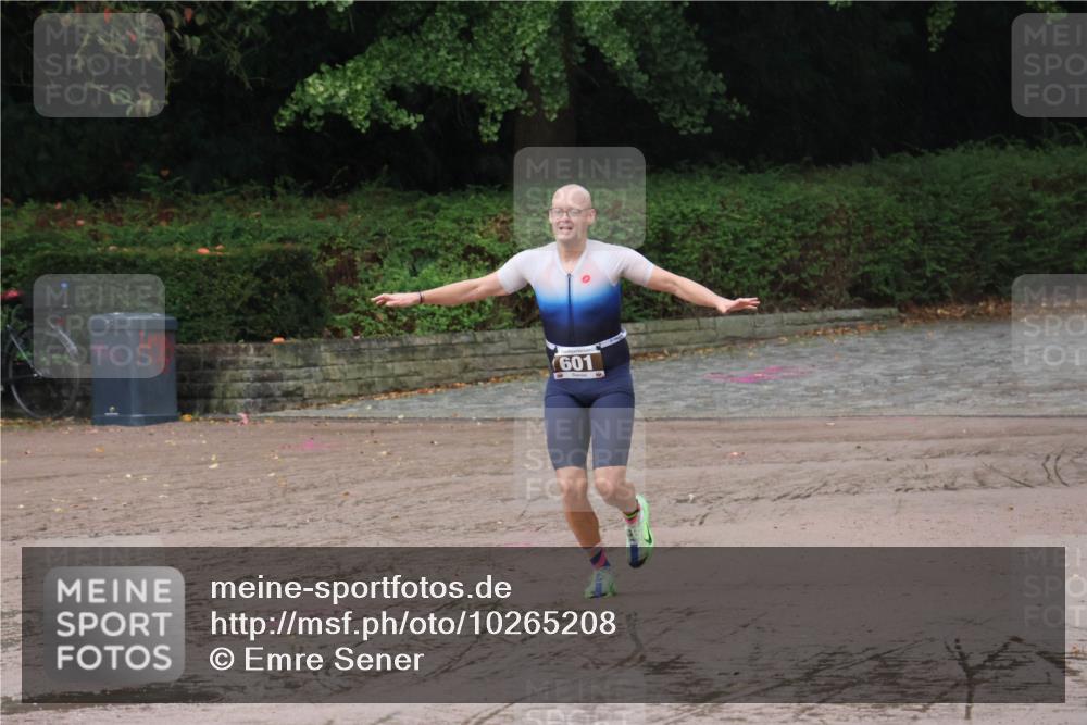 13.09.2026 - Stadtparktriathlon Emre Sener http://msf.ph/oto/10265208 13.09.2026 12:08:47 Laufen 601, 593, 601, 657, 677 meine-sportfotos.de