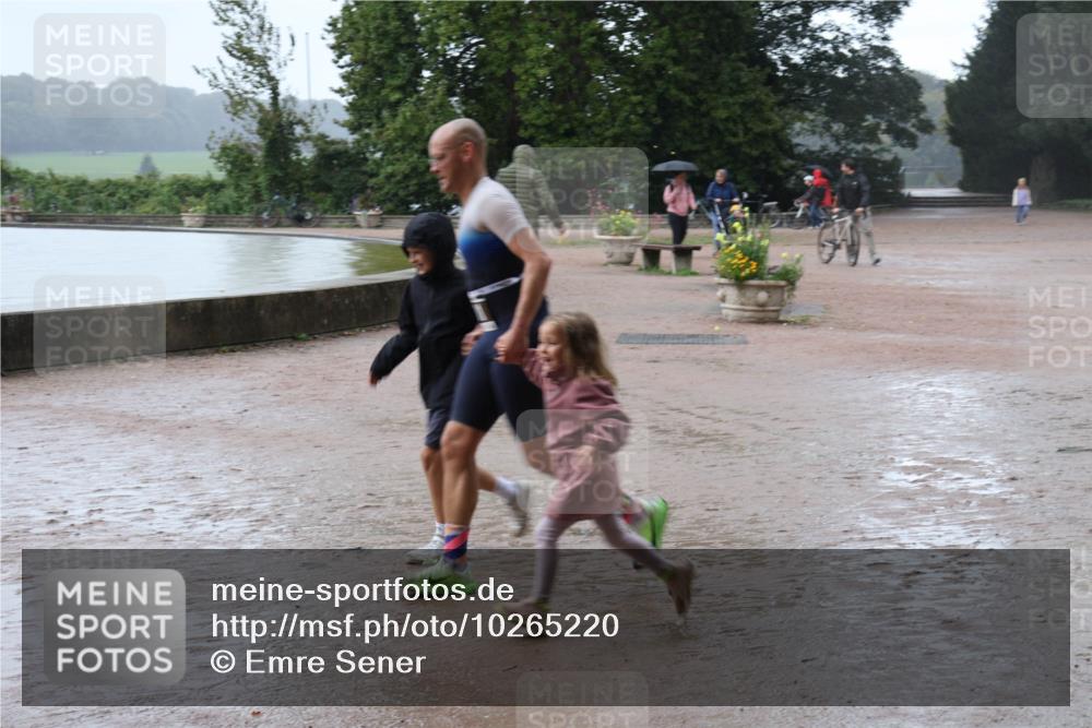 13.09.2026 - Stadtparktriathlon Emre Sener http://msf.ph/oto/10265220 13.09.2026 12:08:54 Laufen 593, 601, 677 meine-sportfotos.de
