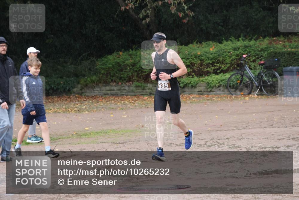 13.09.2026 - Stadtparktriathlon Emre Sener http://msf.ph/oto/10265232 13.09.2026 12:09:22 Laufen 639, 639 meine-sportfotos.de
