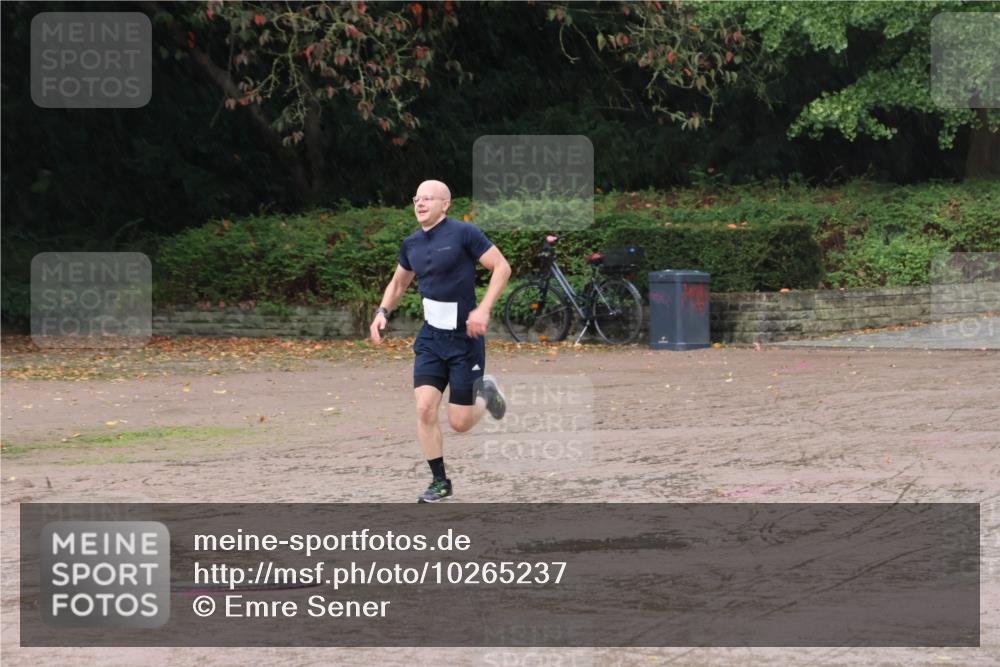 13.09.2026 - Stadtparktriathlon Emre Sener http://msf.ph/oto/10265237 13.09.2026 12:09:49 Laufen 632, 634 meine-sportfotos.de