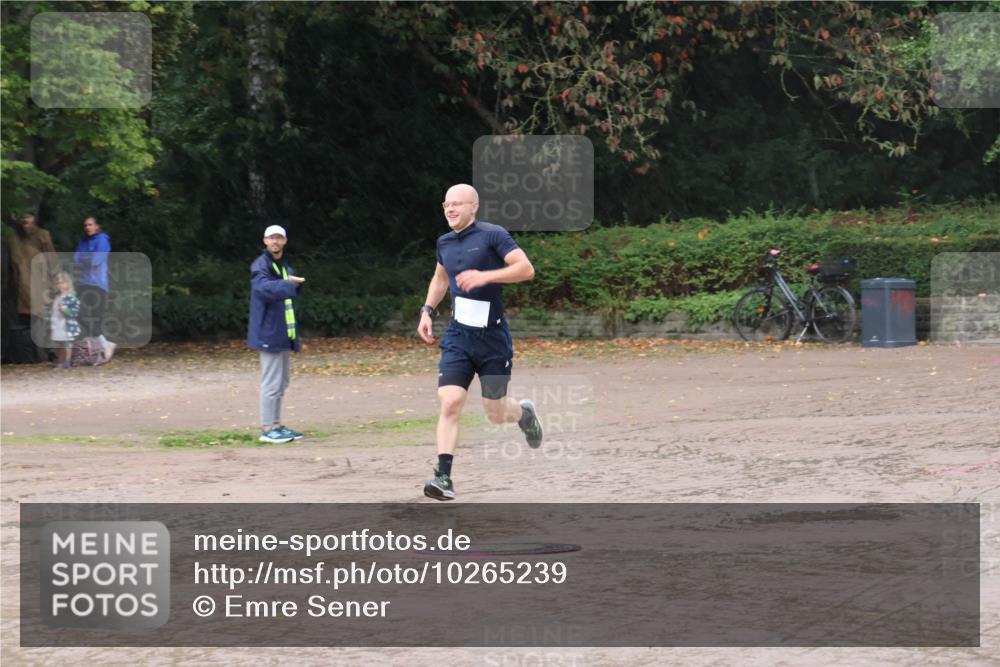 13.09.2026 - Stadtparktriathlon Emre Sener http://msf.ph/oto/10265239 13.09.2026 12:09:49 Laufen 632, 634 meine-sportfotos.de