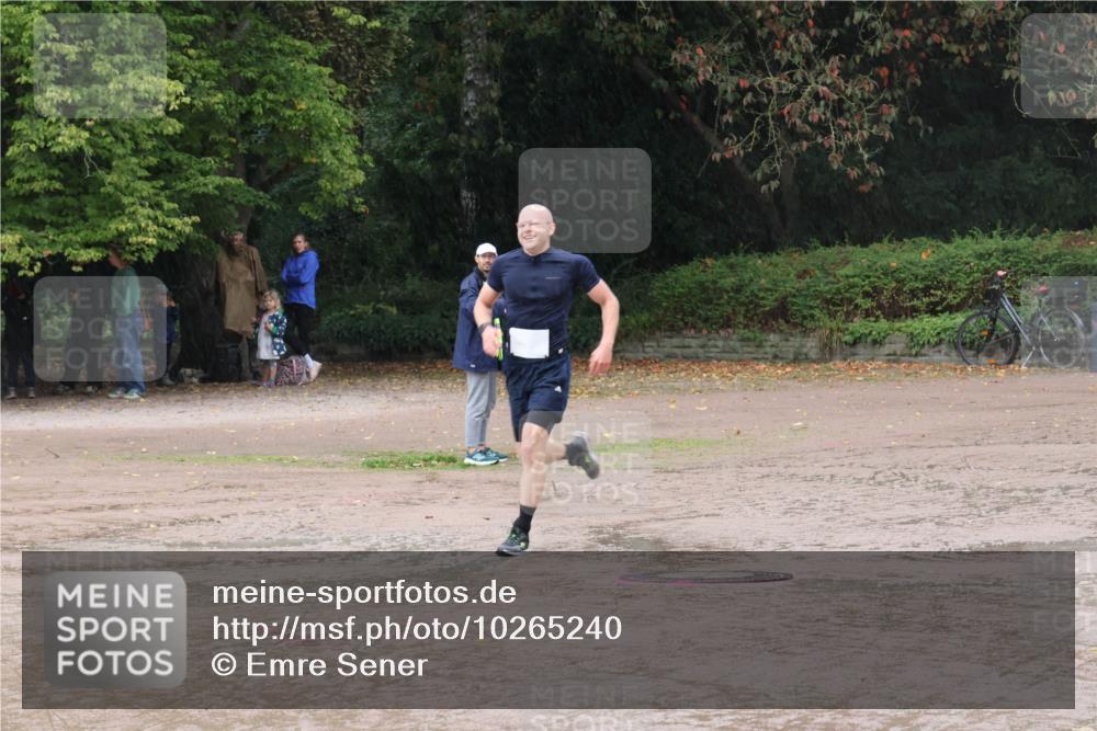 13.09.2026 - Stadtparktriathlon Emre Sener http://msf.ph/oto/10265240 13.09.2026 12:09:50 Laufen 632, 634 meine-sportfotos.de