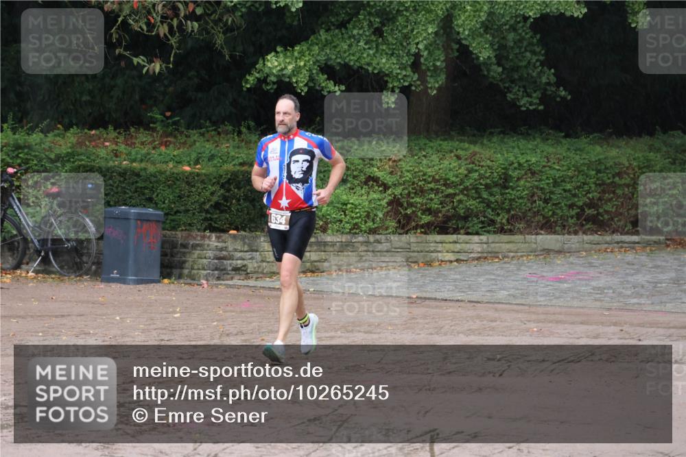 13.09.2026 - Stadtparktriathlon Emre Sener http://msf.ph/oto/10265245 13.09.2026 12:10:01 Laufen 634, 634 meine-sportfotos.de