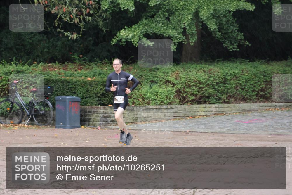 13.09.2026 - Stadtparktriathlon Emre Sener http://msf.ph/oto/10265251 13.09.2026 12:10:32 Laufen 706, 706 meine-sportfotos.de