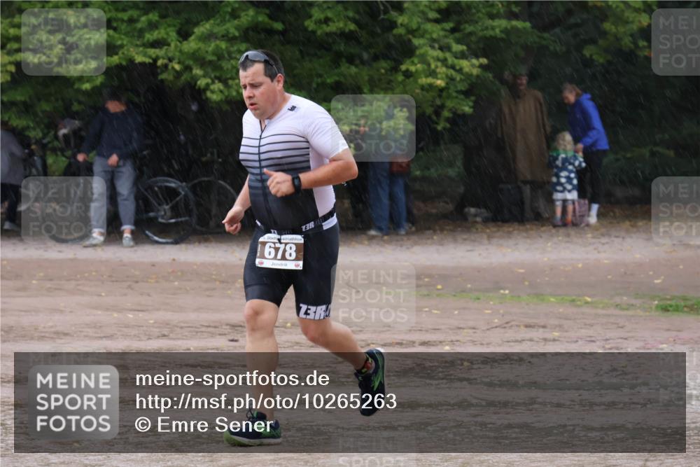13.09.2026 - Stadtparktriathlon Emre Sener http://msf.ph/oto/10265263 13.09.2026 12:11:34 Laufen 5, 678, 3, 236, 626, 663, 678, 703 meine-sportfotos.de
