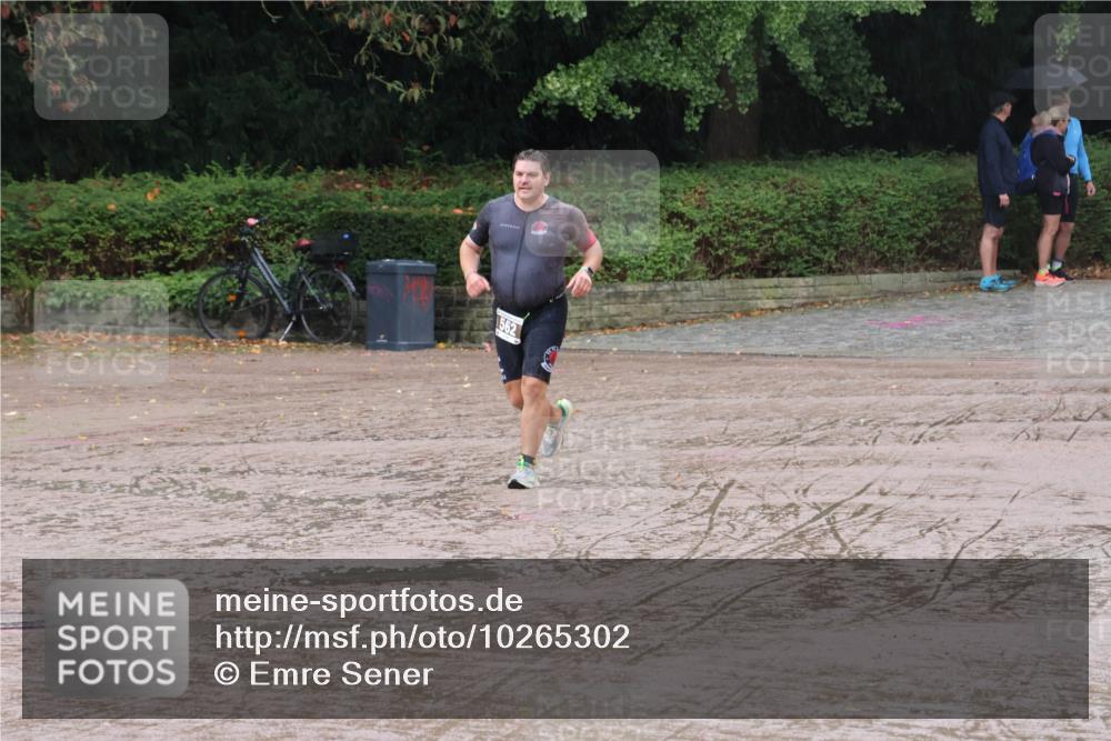 13.09.2026 - Stadtparktriathlon Emre Sener http://msf.ph/oto/10265302 13.09.2026 12:13:26 Laufen 562, 649 meine-sportfotos.de