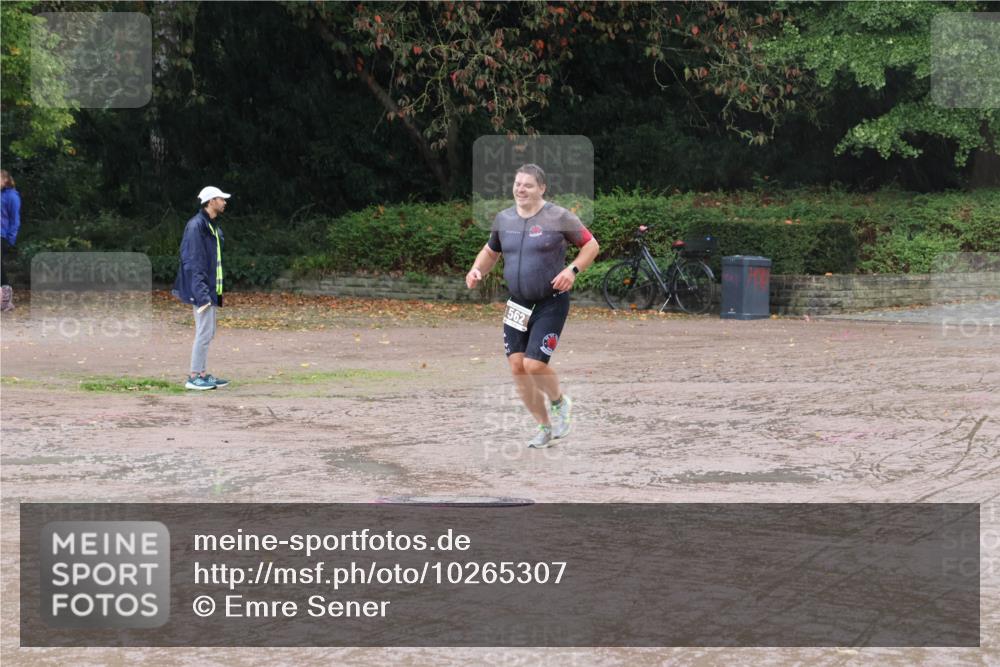 13.09.2026 - Stadtparktriathlon Emre Sener http://msf.ph/oto/10265307 13.09.2026 12:13:28 Laufen 562, 562, 649 meine-sportfotos.de