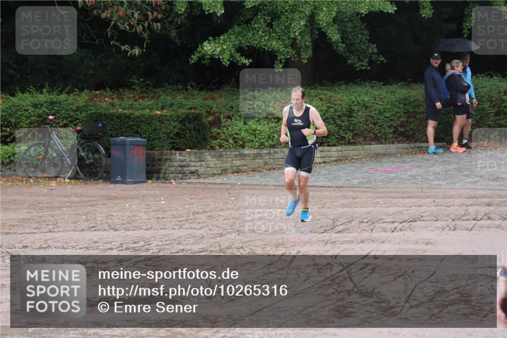 13.09.2026 - Stadtparktriathlon Emre Sener http://msf.ph/oto/10265316 13.09.2026 12:13:50 Laufen 612, 649, 694, 697 meine-sportfotos.de