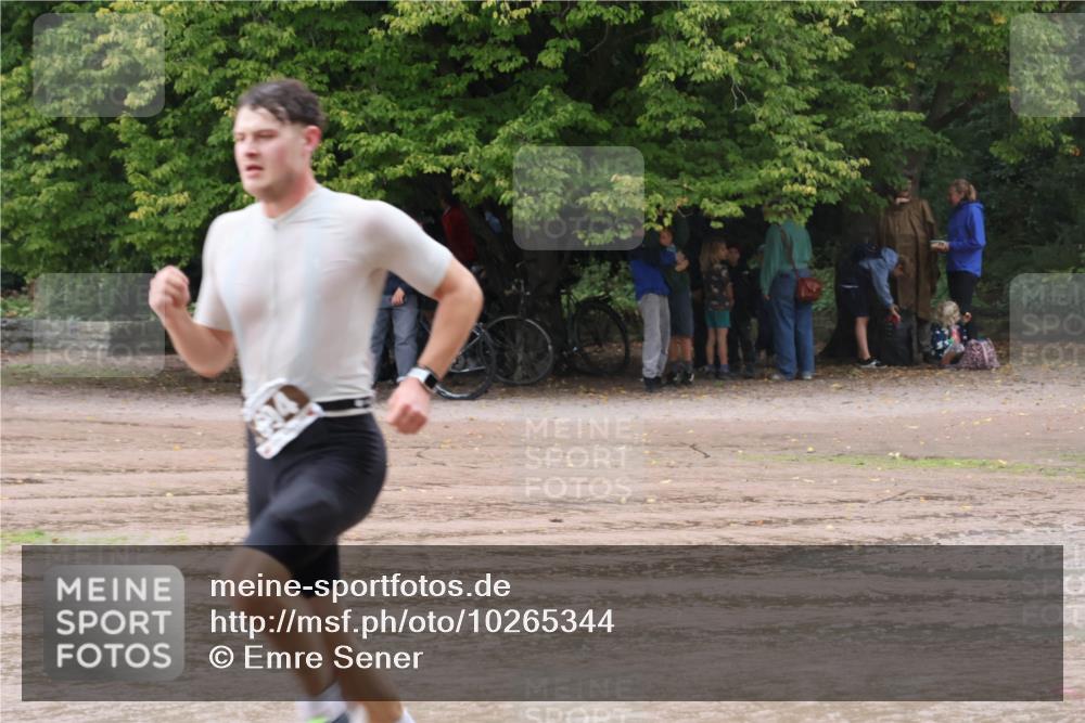 13.09.2026 - Stadtparktriathlon Emre Sener http://msf.ph/oto/10265344 13.09.2026 12:14:20 Laufen 610, 694 meine-sportfotos.de
