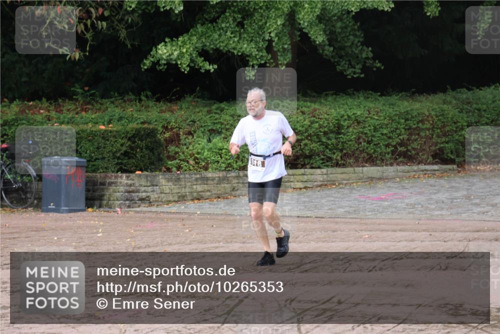13.09.2026 - Stadtparktriathlon Emre Sener http://msf.ph/oto/10265353 13.09.2026 12:16:18 Laufen 18, 618 meine-sportfotos.de