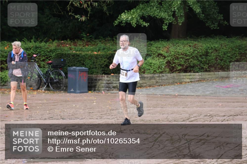 13.09.2026 - Stadtparktriathlon Emre Sener http://msf.ph/oto/10265354 13.09.2026 12:16:19 Laufen 18, 618 meine-sportfotos.de