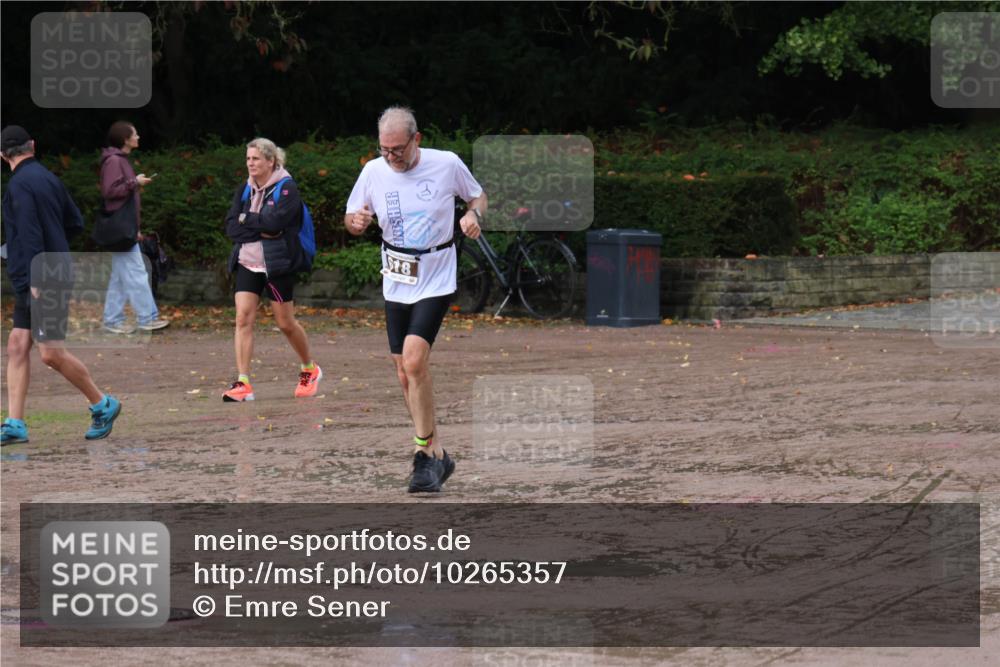 13.09.2026 - Stadtparktriathlon Emre Sener http://msf.ph/oto/10265357 13.09.2026 12:16:21 Laufen 18, 618, 636 meine-sportfotos.de