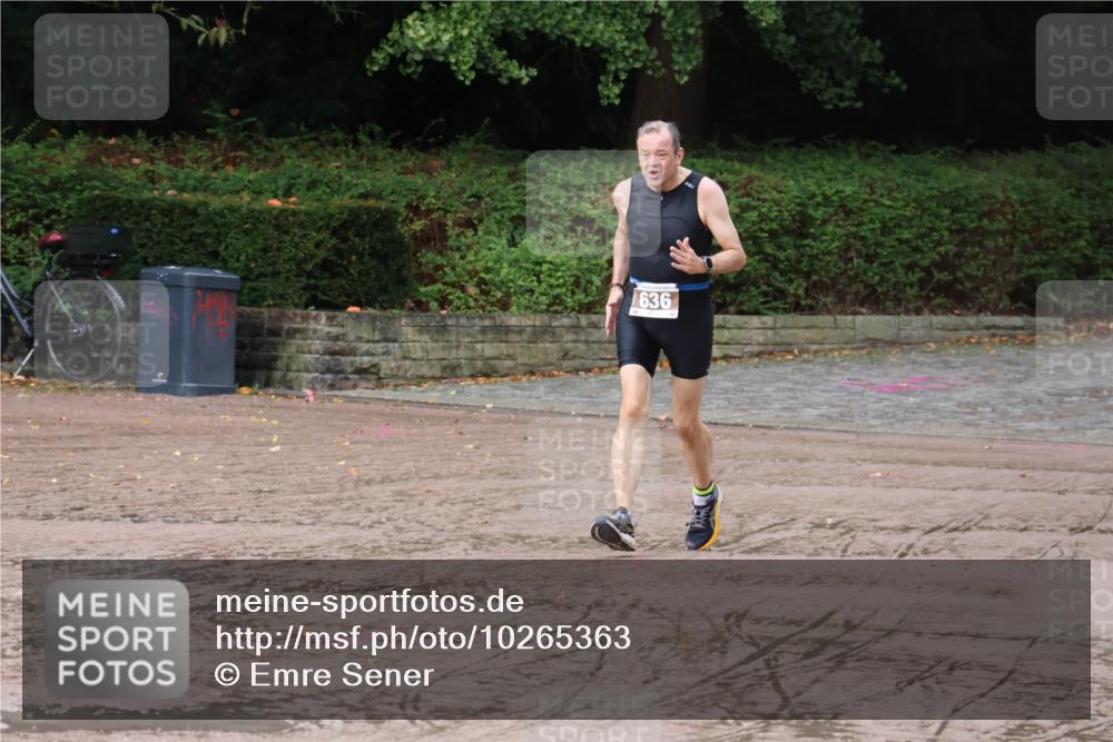 13.09.2026 - Stadtparktriathlon Emre Sener http://msf.ph/oto/10265363 13.09.2026 12:16:40 Laufen 636, 636 meine-sportfotos.de