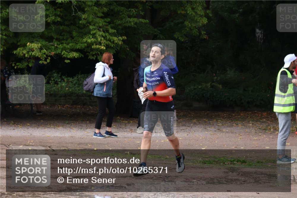 13.09.2026 - Stadtparktriathlon Emre Sener http://msf.ph/oto/10265371 13.09.2026 12:17:56 Laufen 589, 643 meine-sportfotos.de