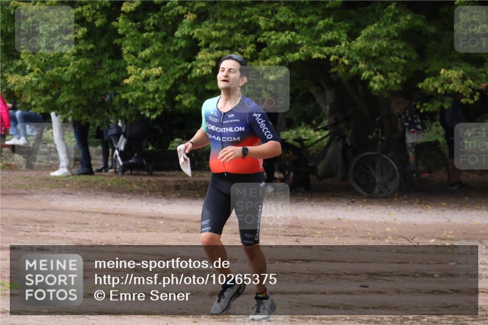 13.09.2026 - Stadtparktriathlon Emre Sener http://msf.ph/oto/10265375 13.09.2026 12:17:58 Laufen 589, 643 meine-sportfotos.de