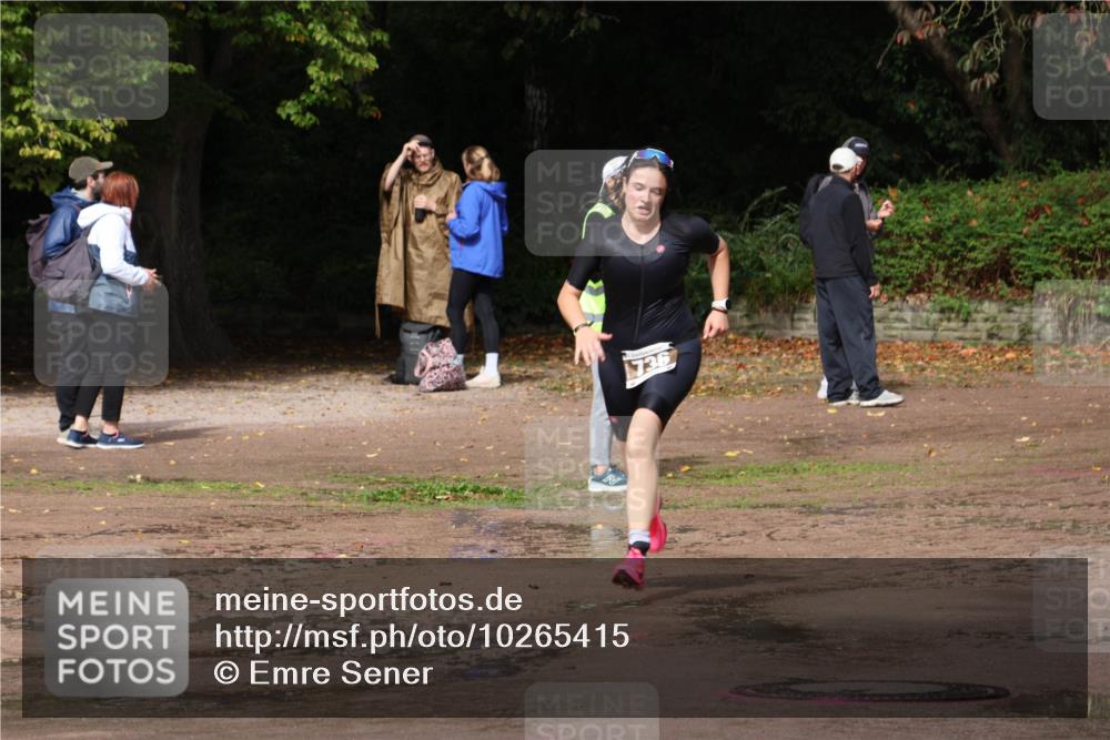13.09.2026 - Stadtparktriathlon Emre Sener http://msf.ph/oto/10265415 13.09.2026 12:21:18 Laufen 736, 793 meine-sportfotos.de