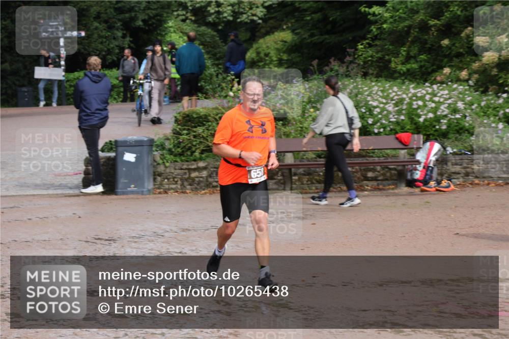 13.09.2026 - Stadtparktriathlon Emre Sener http://msf.ph/oto/10265438 13.09.2026 12:22:36 Laufen 651, 658, 735, 752, 814 meine-sportfotos.de