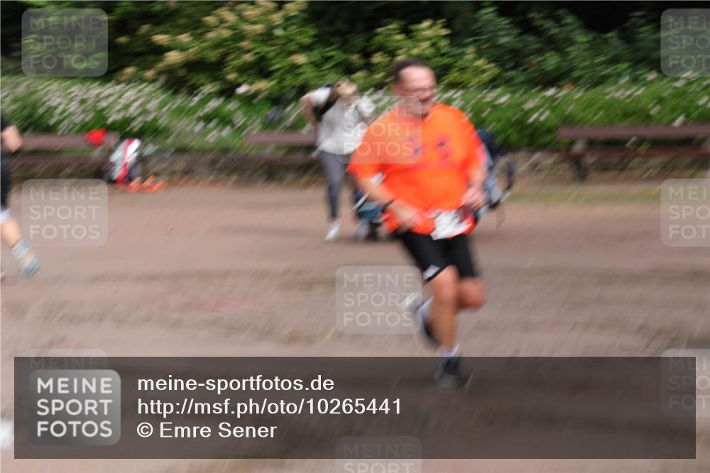 13.09.2026 - Stadtparktriathlon Emre Sener http://msf.ph/oto/10265441 13.09.2026 12:22:39 Laufen 658, 735, 752 meine-sportfotos.de