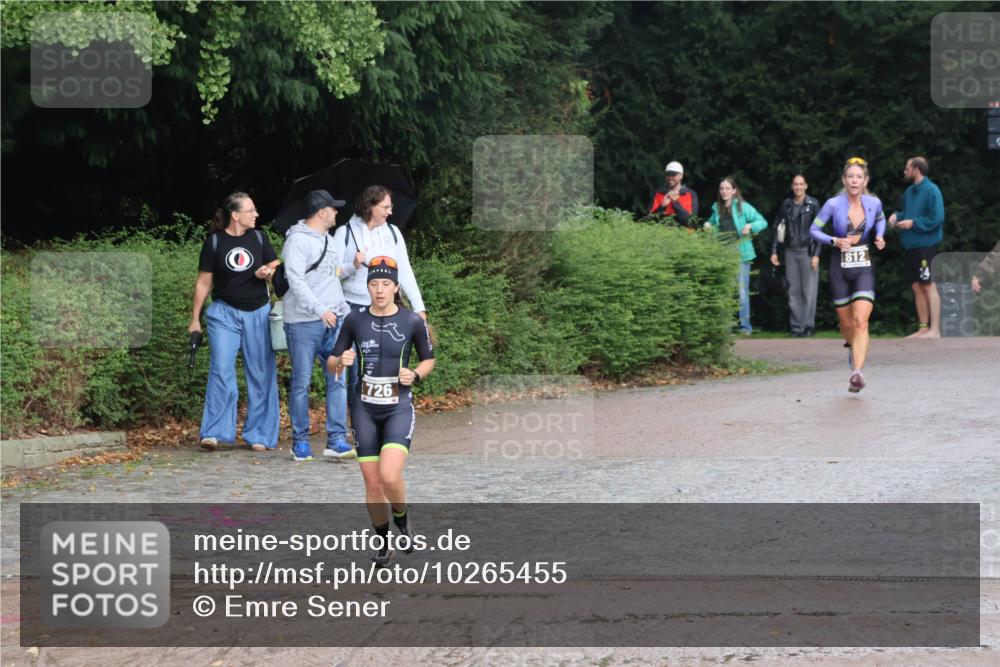 13.09.2026 - Stadtparktriathlon Emre Sener http://msf.ph/oto/10265455 13.09.2026 12:23:39 Laufen 1812, 726, 726, 812 meine-sportfotos.de