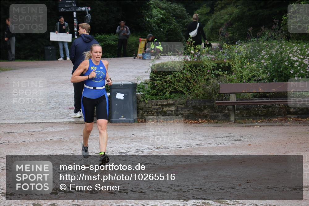 13.09.2026 - Stadtparktriathlon Emre Sener http://msf.ph/oto/10265516 13.09.2026 12:24:40 Laufen 653, 772 meine-sportfotos.de