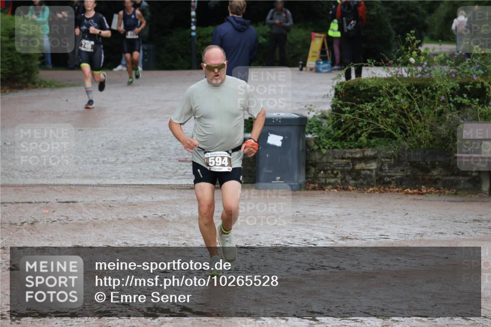 13.09.2026 - Stadtparktriathlon Emre Sener http://msf.ph/oto/10265528 13.09.2026 12:25:40 Laufen 746, 25, 594, 594, 746, 810 meine-sportfotos.de