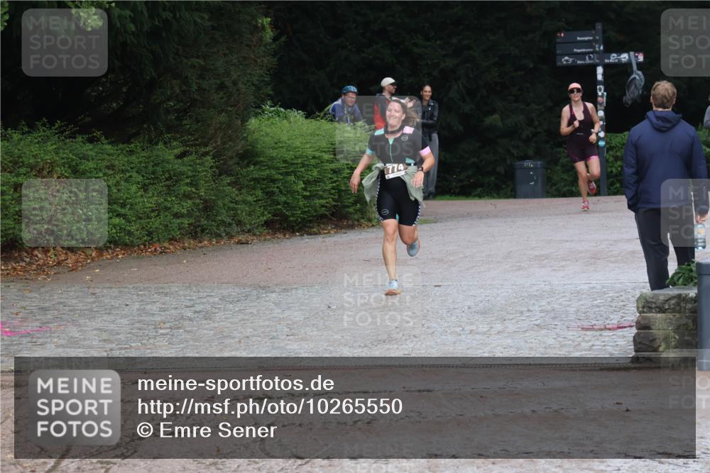 13.09.2026 - Stadtparktriathlon Emre Sener http://msf.ph/oto/10265550 13.09.2026 12:26:34 Laufen 1774, 721, 774 meine-sportfotos.de