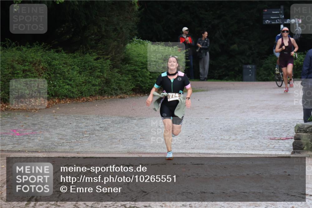 13.09.2026 - Stadtparktriathlon Emre Sener http://msf.ph/oto/10265551 13.09.2026 12:26:36 Laufen 721, 774 meine-sportfotos.de