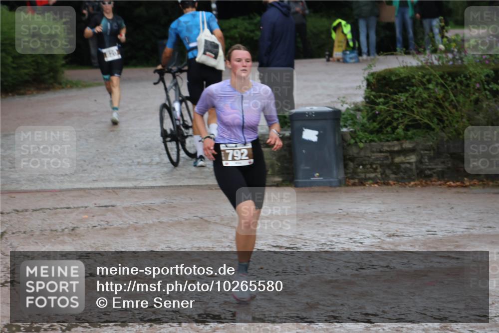 13.09.2026 - Stadtparktriathlon Emre Sener http://msf.ph/oto/10265580 13.09.2026 12:27:08 Laufen 820, 792, 760, 792, 820 meine-sportfotos.de