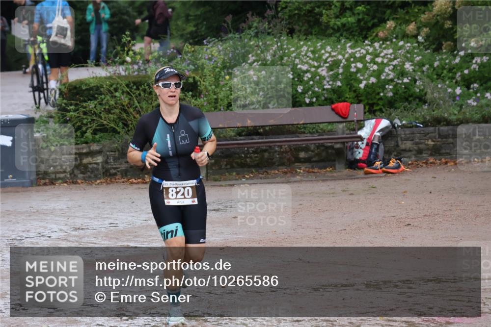 13.09.2026 - Stadtparktriathlon Emre Sener http://msf.ph/oto/10265586 13.09.2026 12:27:15 Laufen 25, 820, 792, 820, 821 meine-sportfotos.de