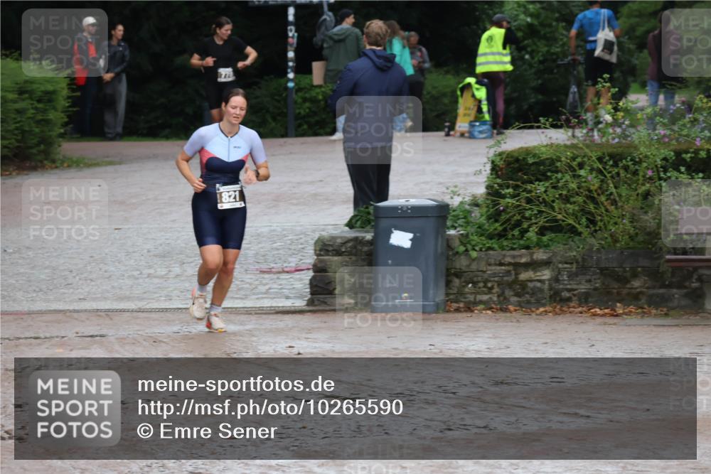 13.09.2026 - Stadtparktriathlon Emre Sener http://msf.ph/oto/10265590 13.09.2026 12:27:30 Laufen 821, 778, 821 meine-sportfotos.de