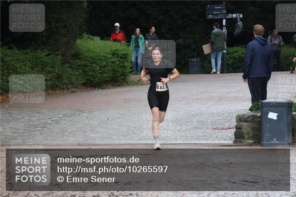 13.09.2026 - Stadtparktriathlon Emre Sener http://msf.ph/oto/10265597 13.09.2026 12:27:36 Laufen 1778, 778, 821 meine-sportfotos.de