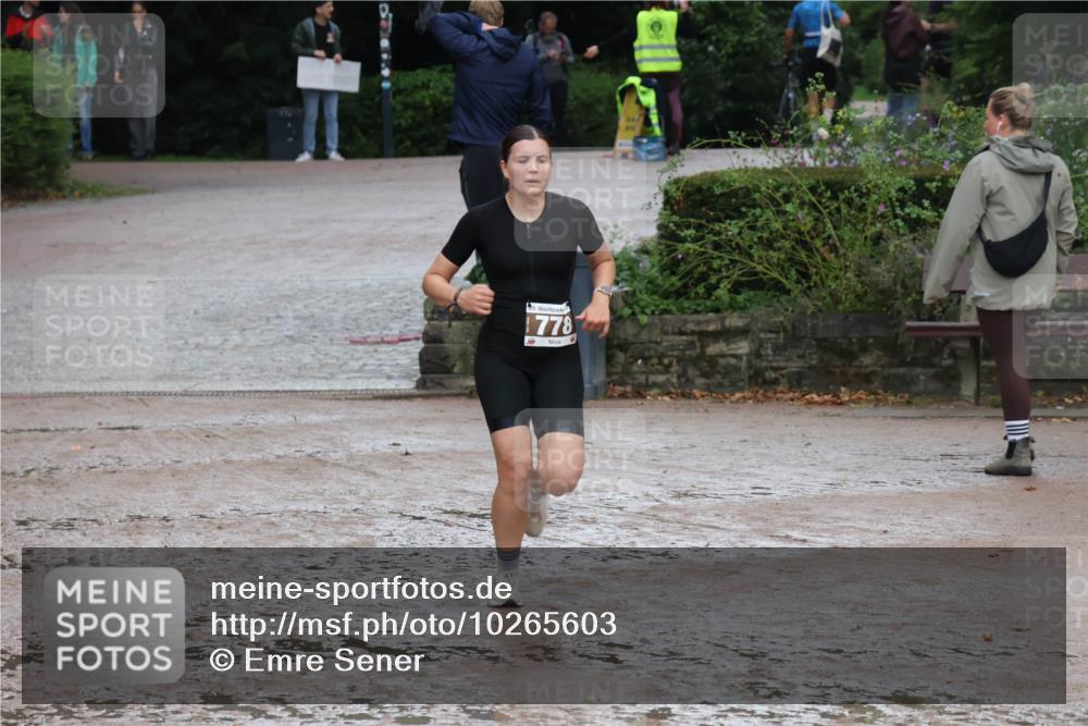 13.09.2026 - Stadtparktriathlon Emre Sener http://msf.ph/oto/10265603 13.09.2026 12:27:39 Laufen 25, 1778, 778, 821 meine-sportfotos.de