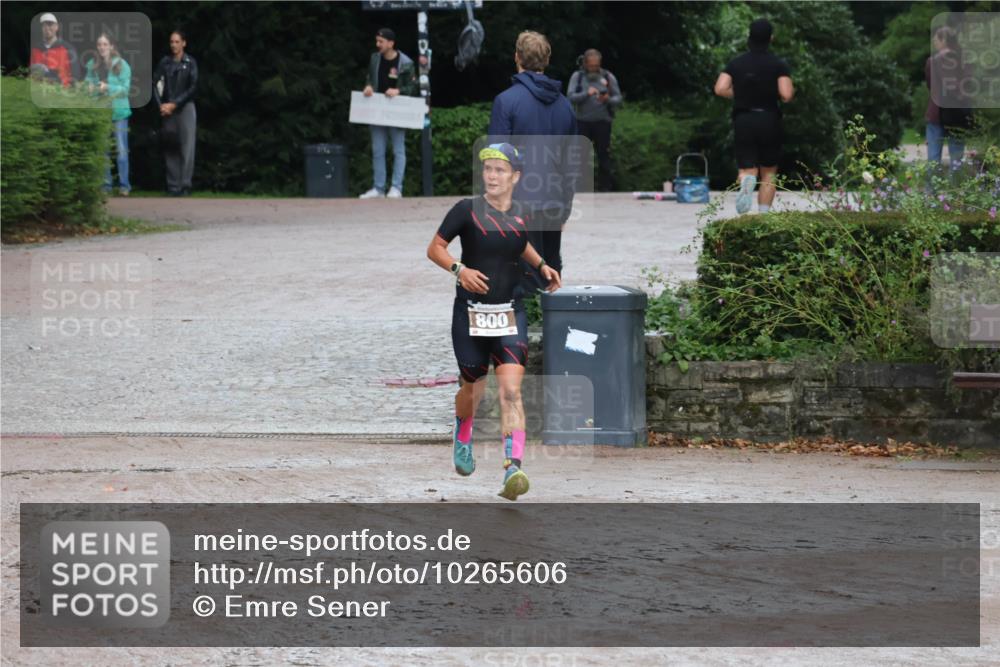 13.09.2026 - Stadtparktriathlon Emre Sener http://msf.ph/oto/10265606 13.09.2026 12:28:03 Laufen 800, 800 meine-sportfotos.de