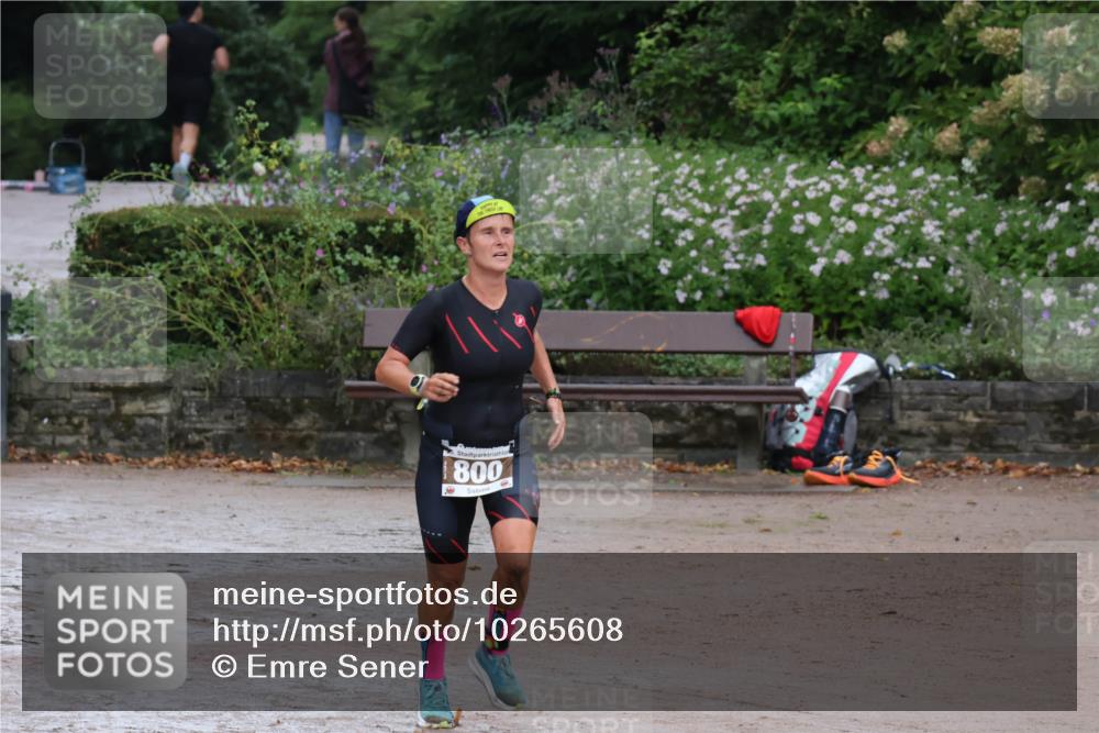 13.09.2026 - Stadtparktriathlon Emre Sener http://msf.ph/oto/10265608 13.09.2026 12:28:05 Laufen 800, 800 meine-sportfotos.de
