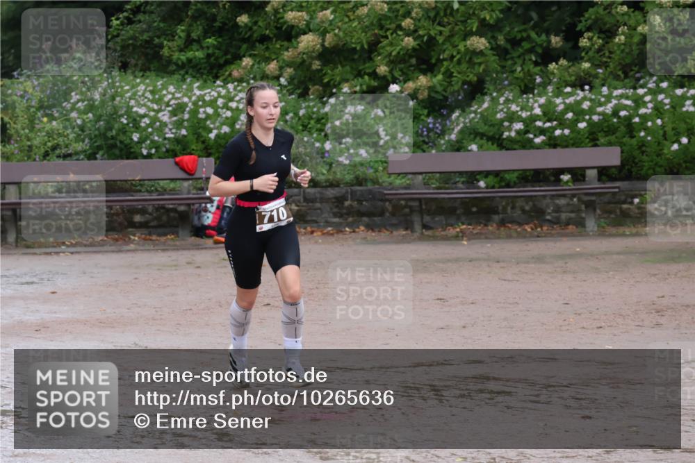 13.09.2026 - Stadtparktriathlon Emre Sener http://msf.ph/oto/10265636 13.09.2026 12:28:42 Laufen 1710, 710, 770, 806, 867 meine-sportfotos.de