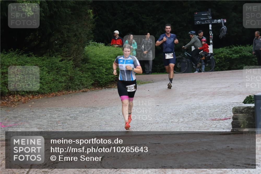13.09.2026 - Stadtparktriathlon Emre Sener http://msf.ph/oto/10265643 13.09.2026 12:28:49 Laufen 867, 806, 710, 806, 867 meine-sportfotos.de