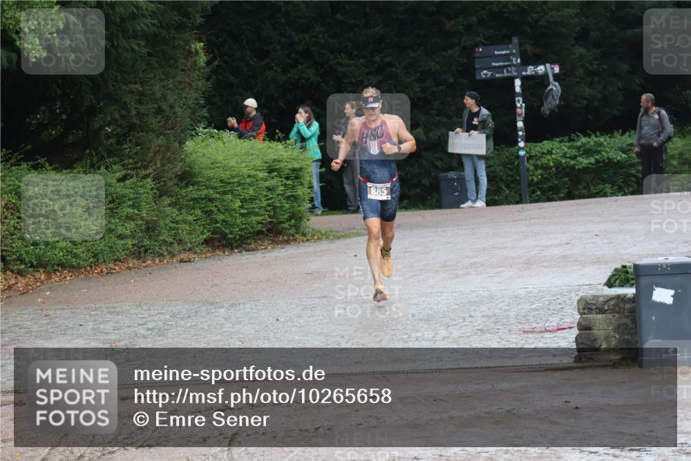 13.09.2026 - Stadtparktriathlon Emre Sener http://msf.ph/oto/10265658 13.09.2026 12:29:14 Laufen 885, 718, 885 meine-sportfotos.de